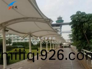 廣(guang)西南(nan)寧(ning)鉑(bo)爾曼(man)酒店膜結(jie)構(gou)通(tong)道(dao)