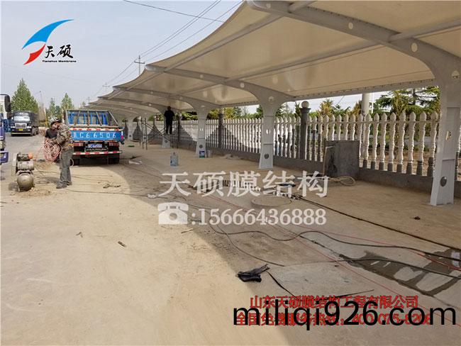 淄愽(bo)臨(lin)淄(zi)巧媳(xi)婦(fu)膜(mo)結(jie)構自行(xing)車(che)棚