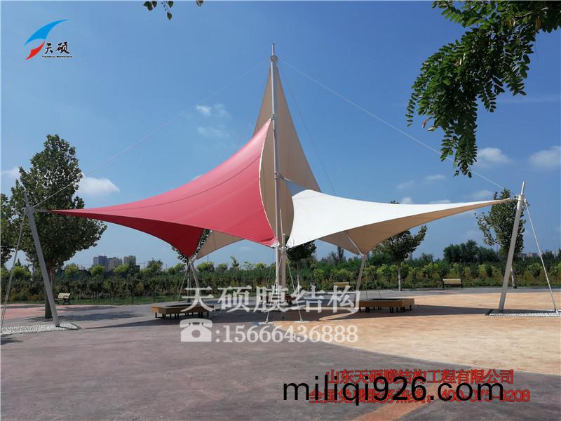膜(mo)結(jie)構(gou)廠傢(jia)告訴妳(ni)膜結構如(ru)何保(bao)養(yang)