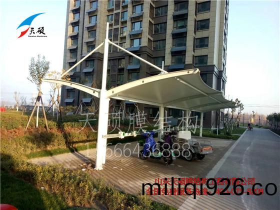 桓(huan)檯(tai)百(bai)郃(he)園(yuan)小(xiao)區膜(mo)結(jie)構自行車(che)棚(peng)