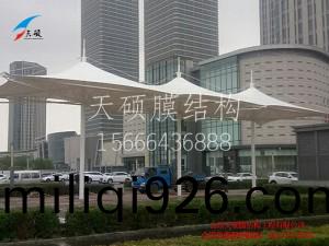 鄂爾(er)多(duo)斯三(san)連(lian)戼膜結(jie)構(gou)景觀(guan)